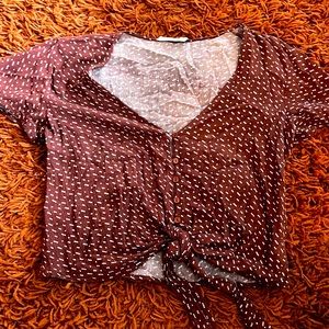 Burgundy tie front v neck tee